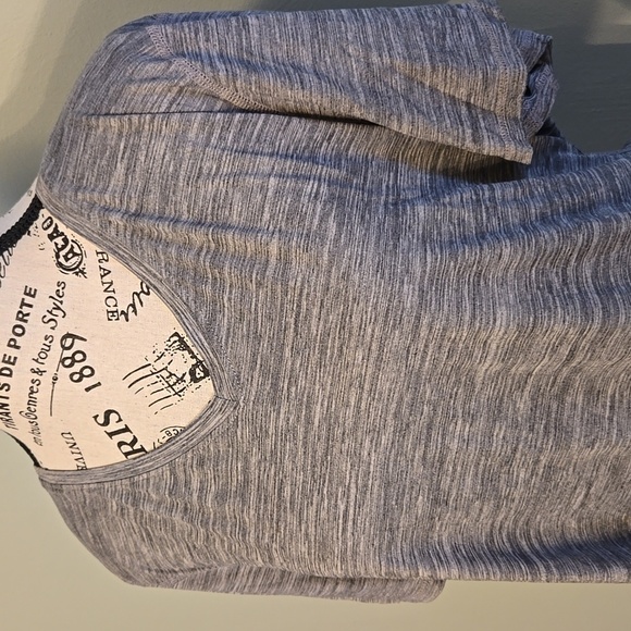 Grey V-neck Workout Tee - Picture 5 of 5